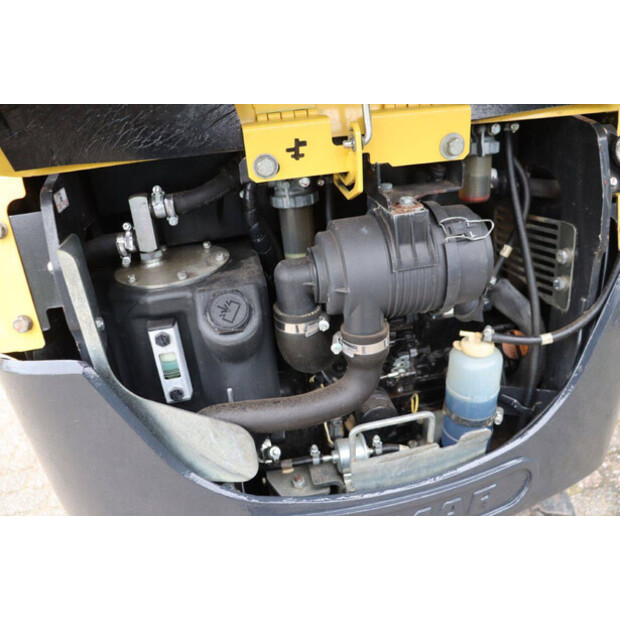 2016 YANMAR SV16-44406897