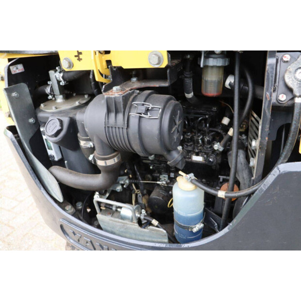 2016 YANMAR SV16-44406899