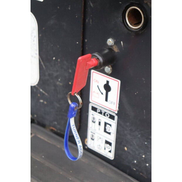 2016 YANMAR SV16-44406903