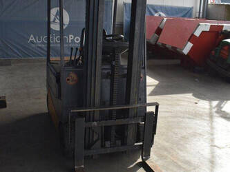 2000-still-r20-16-1396385-44407407