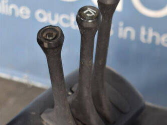 2000-still-r20-16-1396385-44407430