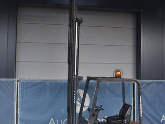 2000-still-r20-16-1396385-44407436