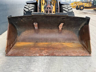 2015-volvo-l90h-1396431-44409012