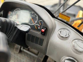 2015-volvo-l90h-1396431-44409033