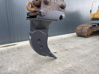 2025-smitma-cw30-1396563-44410104