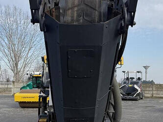 2018-wirtgen-w100cfi-1396599-44410476