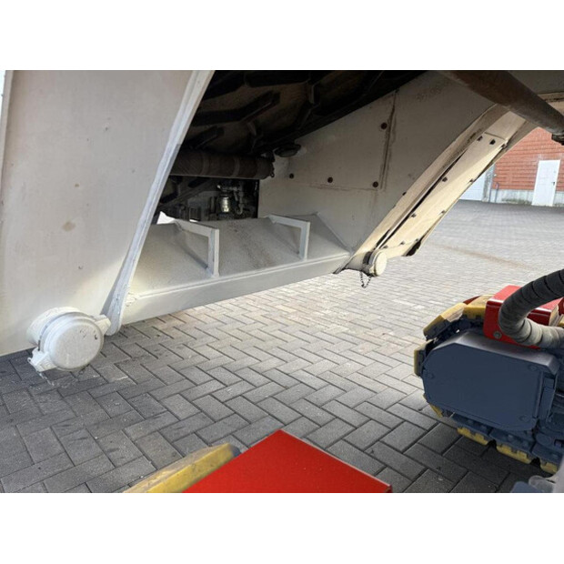 2018 فيرتجين W100CFI-44410522