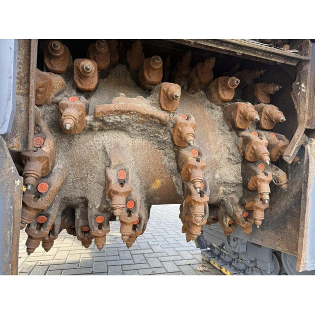 2018 فيرتجين W100CFI-44410530