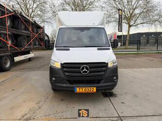 2022-mercedes-benz-sprinter-1396603-44410762