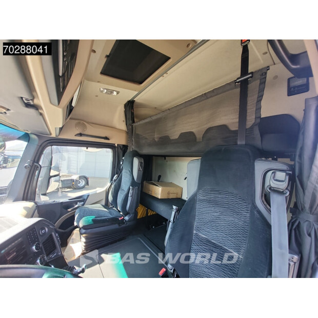 2018 Mercedes-Benz Actros 1842-44411155