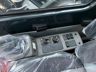 2025-hyundai-r210-1396624-44412450