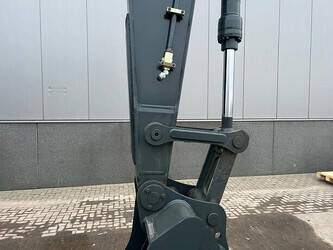 2025-hyundai-r210-1396624-44412452