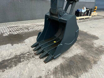 2025-hyundai-r210-1396624-44412453