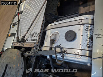 2019-mercedes-benz-actros-1945-1396650-44413272