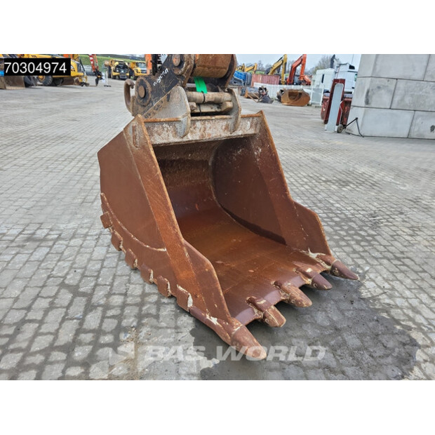 2015 هيتاشى ZX210LC-5B-44413314