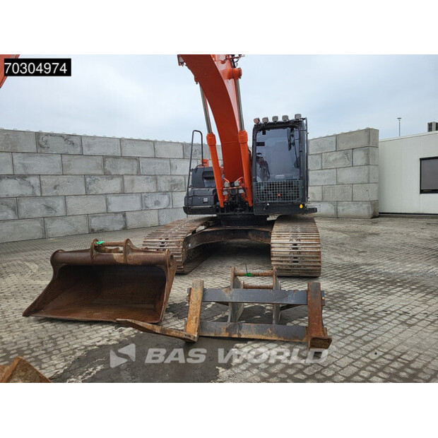 2015 هيتاشى ZX210LC-5B-44413322