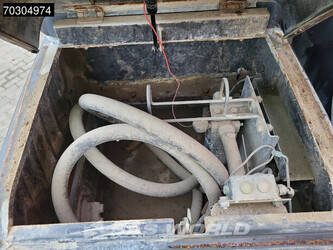 2015-hitachi-zx210lc-5b-1396651-44413329