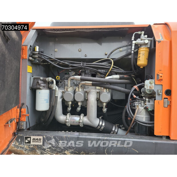 2015 هيتاشى ZX210LC-5B-44413332