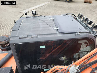 2015-hitachi-zx210lc-5b-1396651-44413335