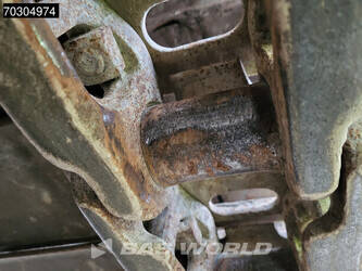 2015-hitachi-zx210lc-5b-1396651-44413341