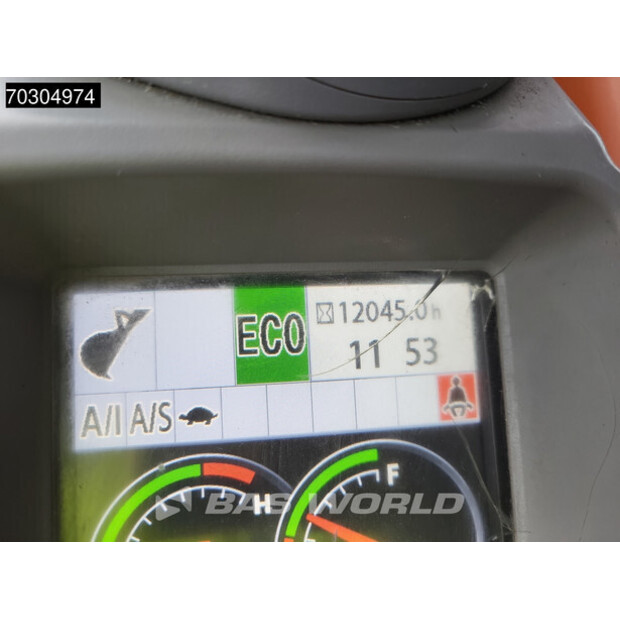 2015 هيتاشى ZX210LC-5B-44413347