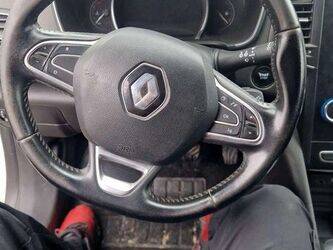 2019-renault-megane-1396724-44426732