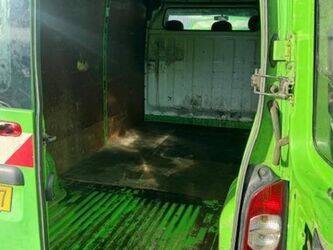 2008-renault-master-1396743-44427108