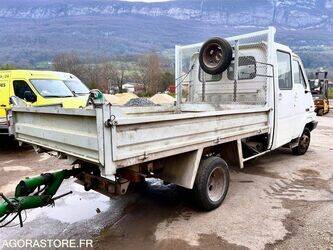 renault-b80-44427276