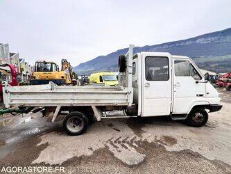 renault-b80-44427283