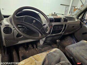 2002-renault-master-1396751-44427307