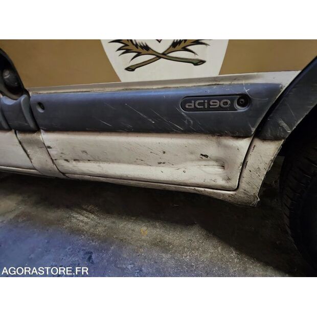 2002 Renault Master-44427325