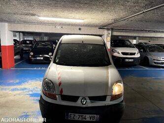 صورة ل عربات 2004 رينو Kangoo