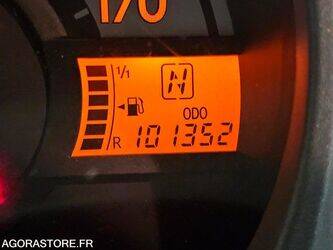 2011-peugeot-107-1396757-44427455