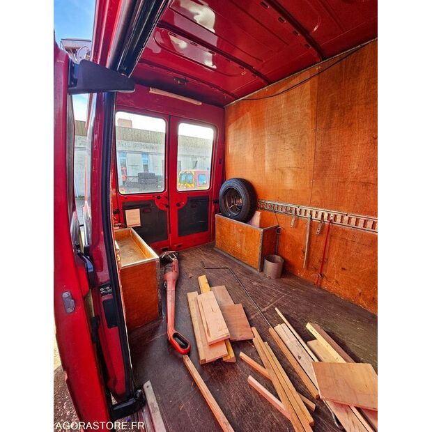 1996 Renault Trafic-44427577