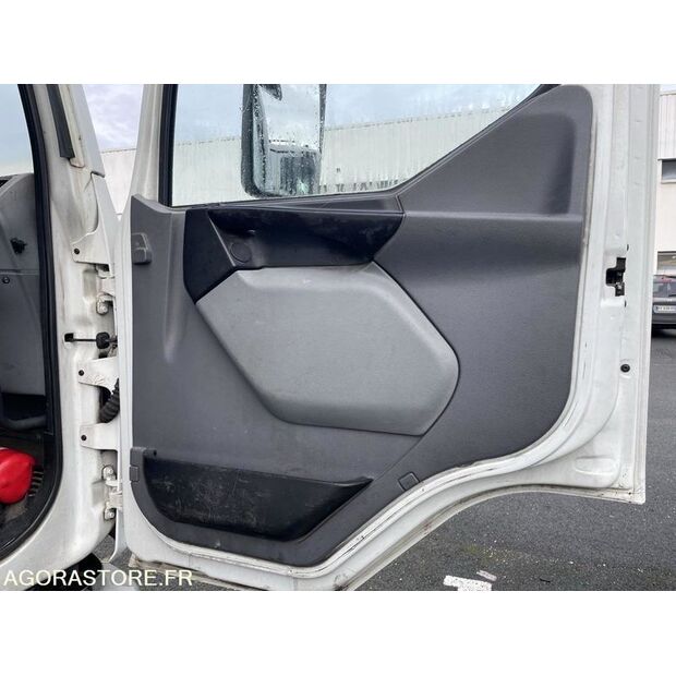 2006 Renault PREMIUM-44427635