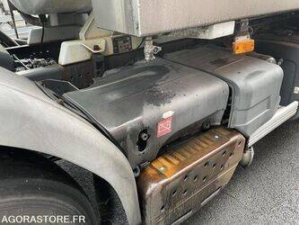 2006-renault-premium-1396766-44427642