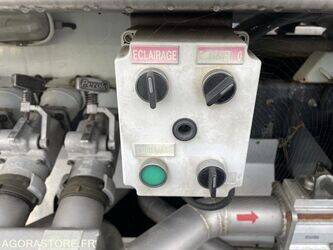 2006-renault-premium-1396766-44427646