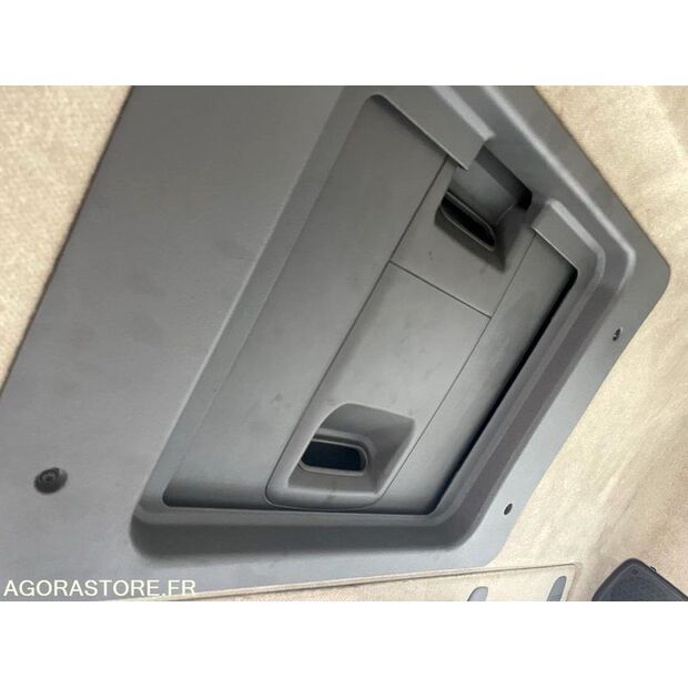 2006 Renault PREMIUM-44427652