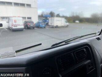 2006-renault-premium-1396766-44427653