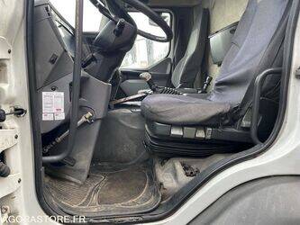 2006-renault-premium-1396766-44427657