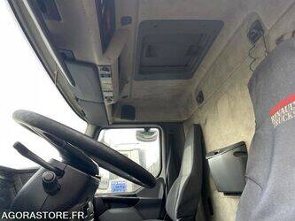 2006-renault-premium-1396766-44427659