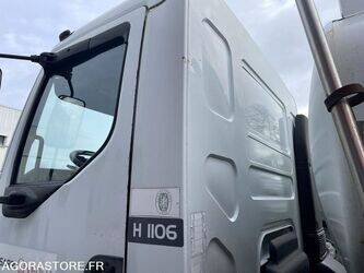 2006-renault-premium-1396766-44427660