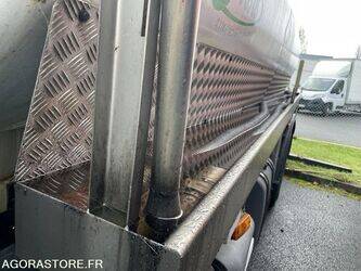 2006-renault-premium-1396766-44427661