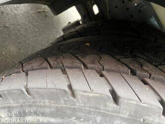 2006-renault-premium-1396766-44427663