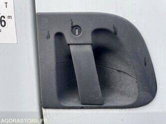 2006-renault-premium-1396766-44427665