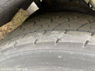 2006-renault-premium-1396766-44427670