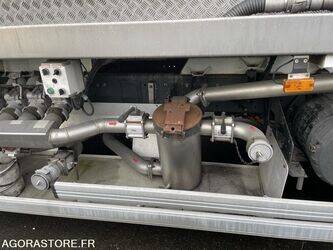 2006-renault-premium-1396766-44427675