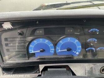 2006-renault-premium-1396766-44427682