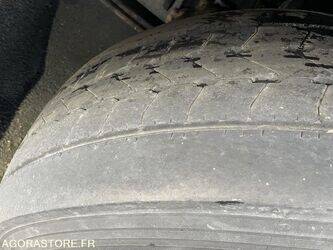 2006-renault-premium-1396766-44427695