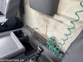 2006-renault-premium-1396766-44427706